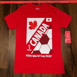 NWT Canada Soccer FIFA World Cup 2022 Qatar Red Short Sleeve T-Shirt Size M